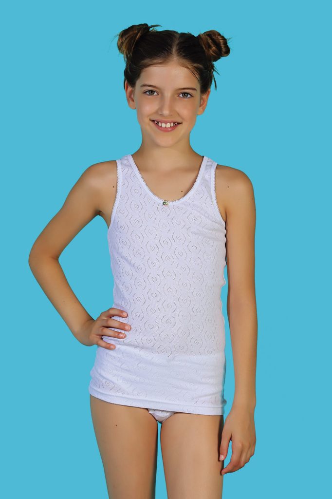 CAMISETA NIÑA TIRANTE ANCHO TRANSFERENCIA REF 475